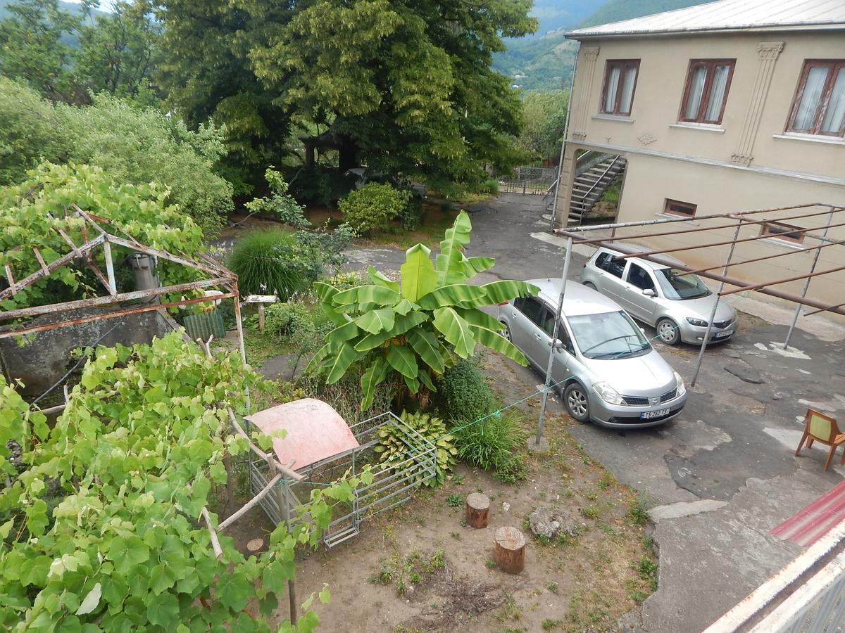 Savanna House Jvari Exterior foto